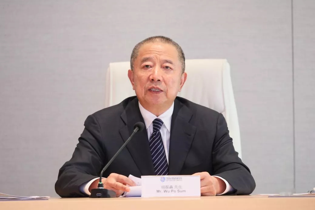 筑友智造科技控股股東、建業(yè)集團(tuán)董事長(zhǎng)胡葆森在發(fā)布會(huì)上致辭2.webp.jpg